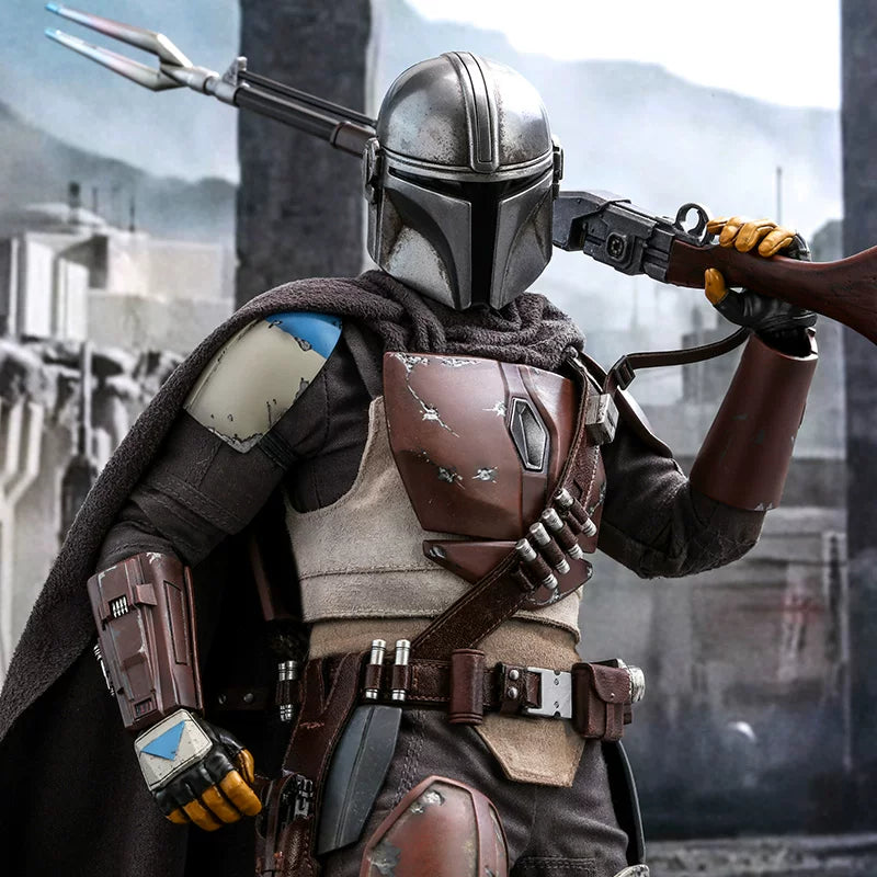 The Mandalorian™ & Blurrg 1:6 Scale Collectible Figure Deluxe Set